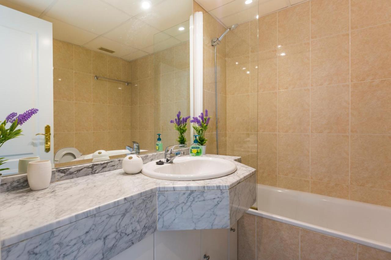 4 Bedroom Apartment In Puerto Banus 150 Meters From The Beach Marbella Dış mekan fotoğraf